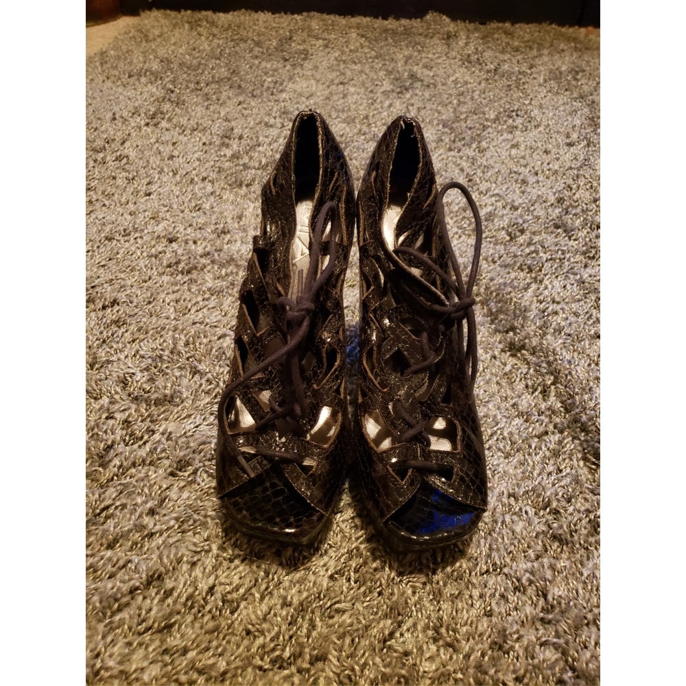 Lace up Platforms